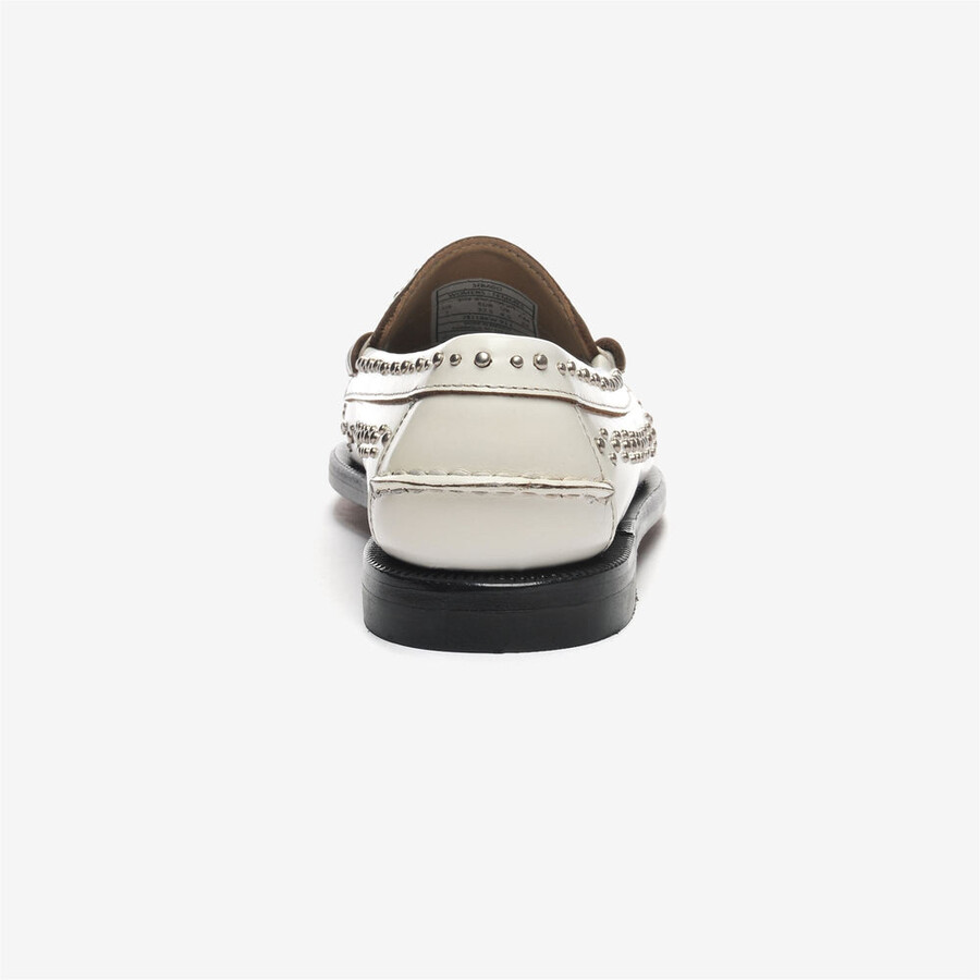 dan studs woman white